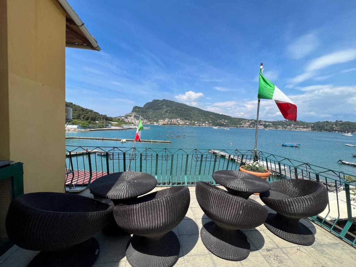 Hotel Locanda Lorena Porto Venere Exterior foto