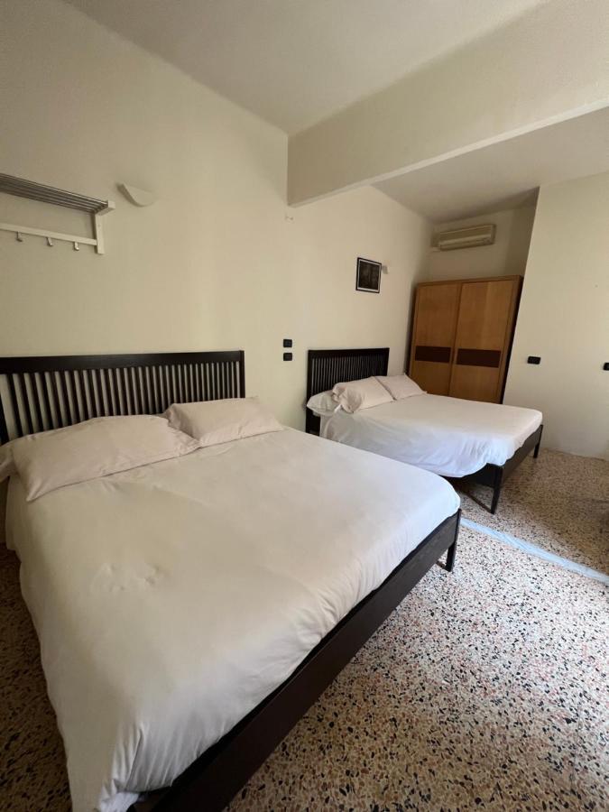 Hotel Locanda Lorena Porto Venere Exterior foto